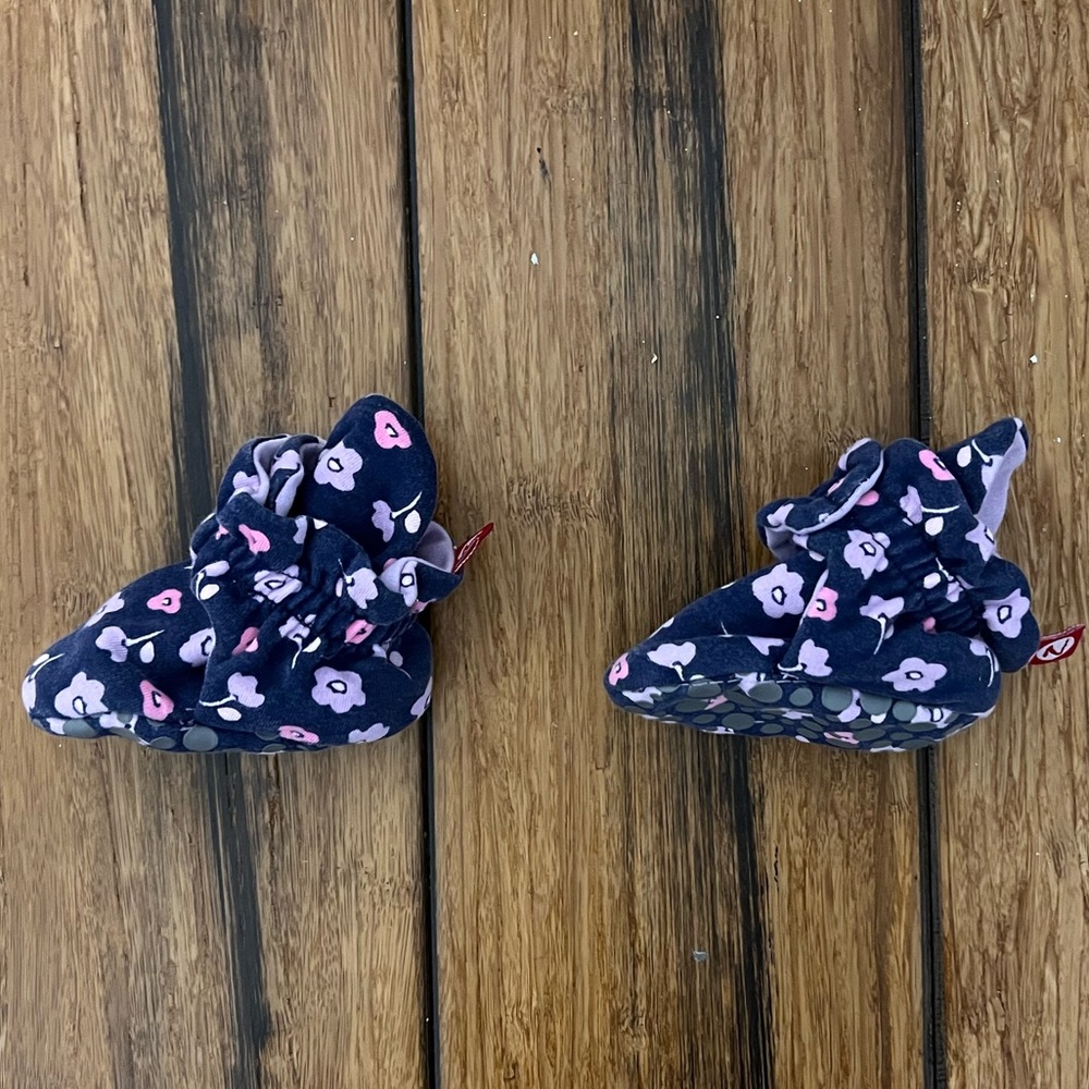 Zutano Organic Cotton Soft Baby Booties w/ Gripper Soles, Purple Primrose, 6m